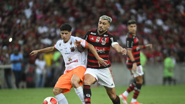 Yago e Arrascaeta em Flamengo x Nova Iguaçu