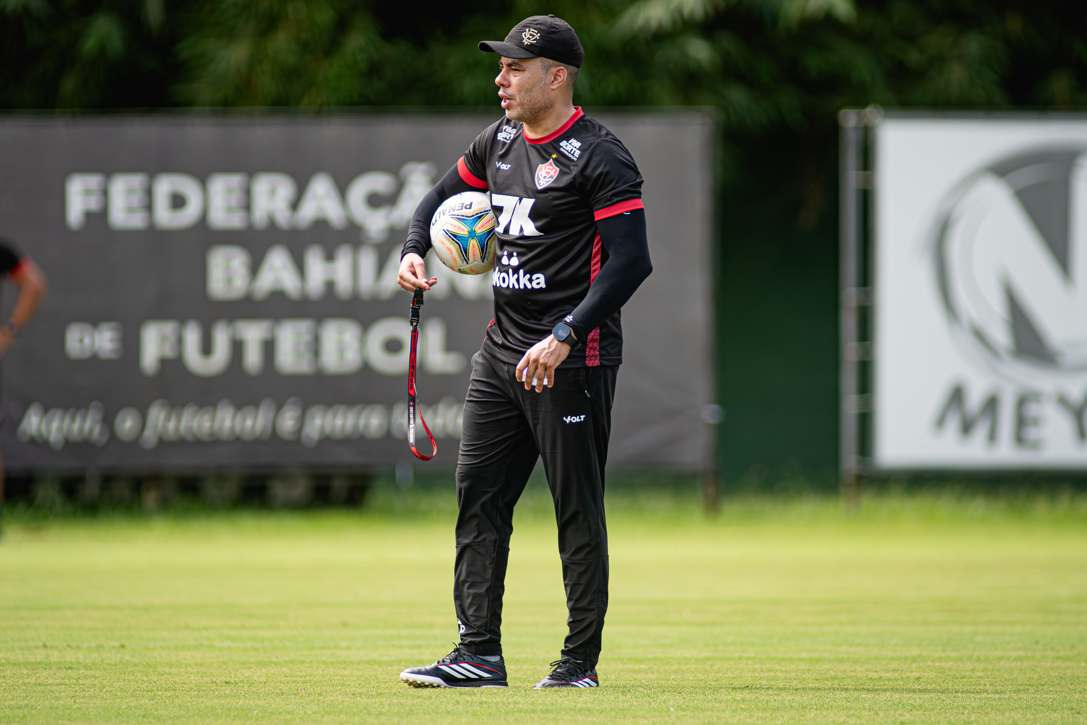 Escalação do Vitória contra o Botafogo: veja time provável, dúvidas e desfalques após o treino