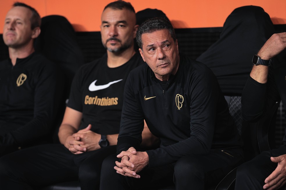 Vanderlei Luxemburgo em Corinthians x São Paulo — Foto: Ettore Chiereguini/AGIF