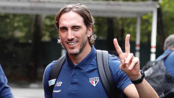 São Paulo planeja viagem nos EUA e avalia retorno de Zubeldía