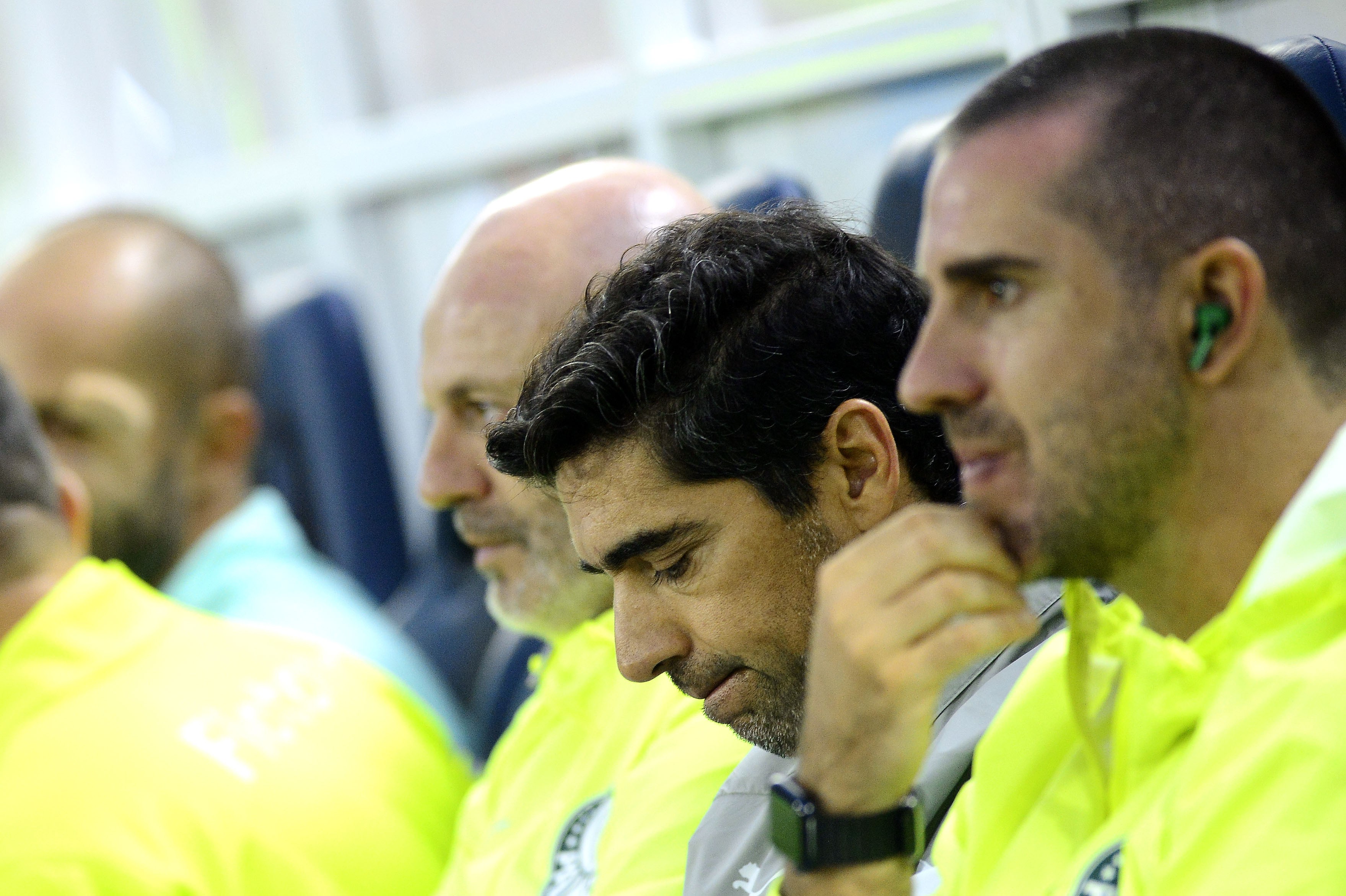 Auxiliar vê Palmeiras premiado por arriscar no Choque-Rei e elogia Vitor Roque: 