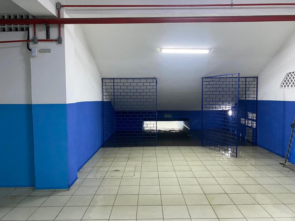 Partes internas do Est&aacute;dio Nhozinho Santos, em S&atilde;o Lu&iacute;s &mdash; Foto: Anderson Birino/ge