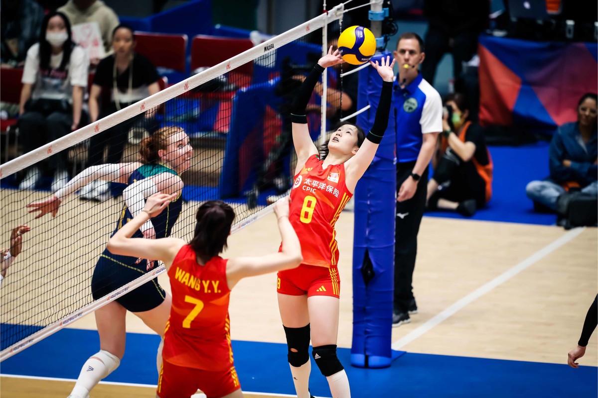 Brasil sufre falta de ritmo y cae en manos de China en la Liga de las Naciones  vóleibol