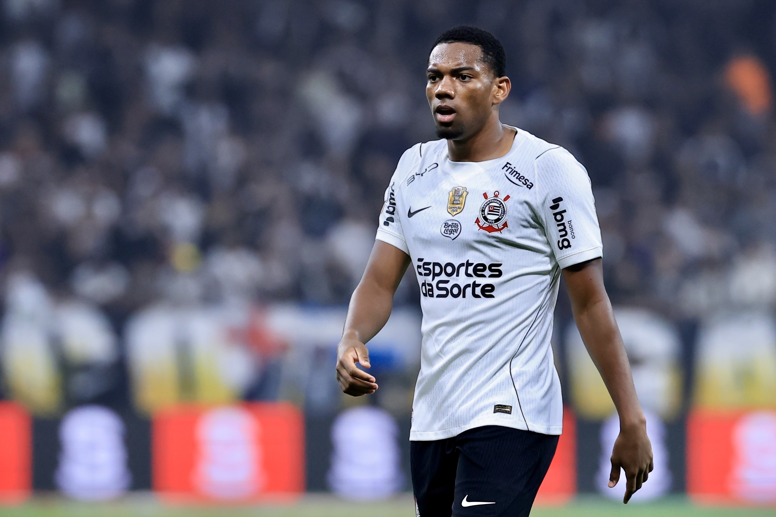André na mira do Nottingham Forest enquanto Corinthians busca sanar débitos urgentes