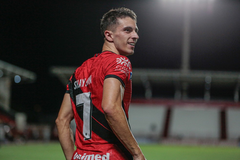 ATENÇÃO! Shaylon foi oferecido ao Grêmio