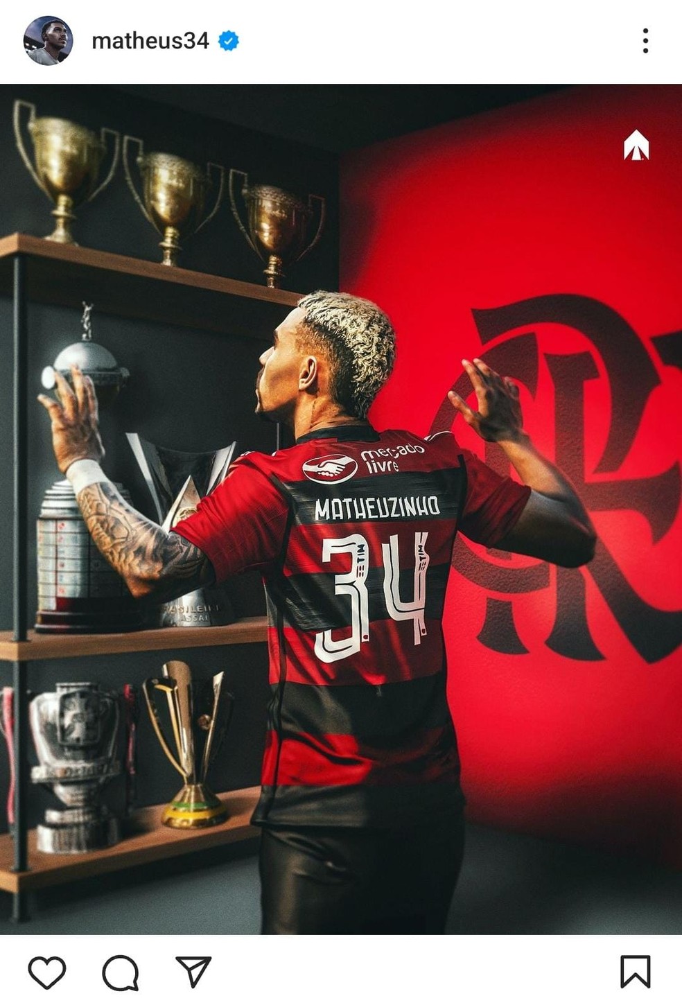 Matheuzinho se despede da torcida do Flamengo — Foto: Reprodução / Instagram
