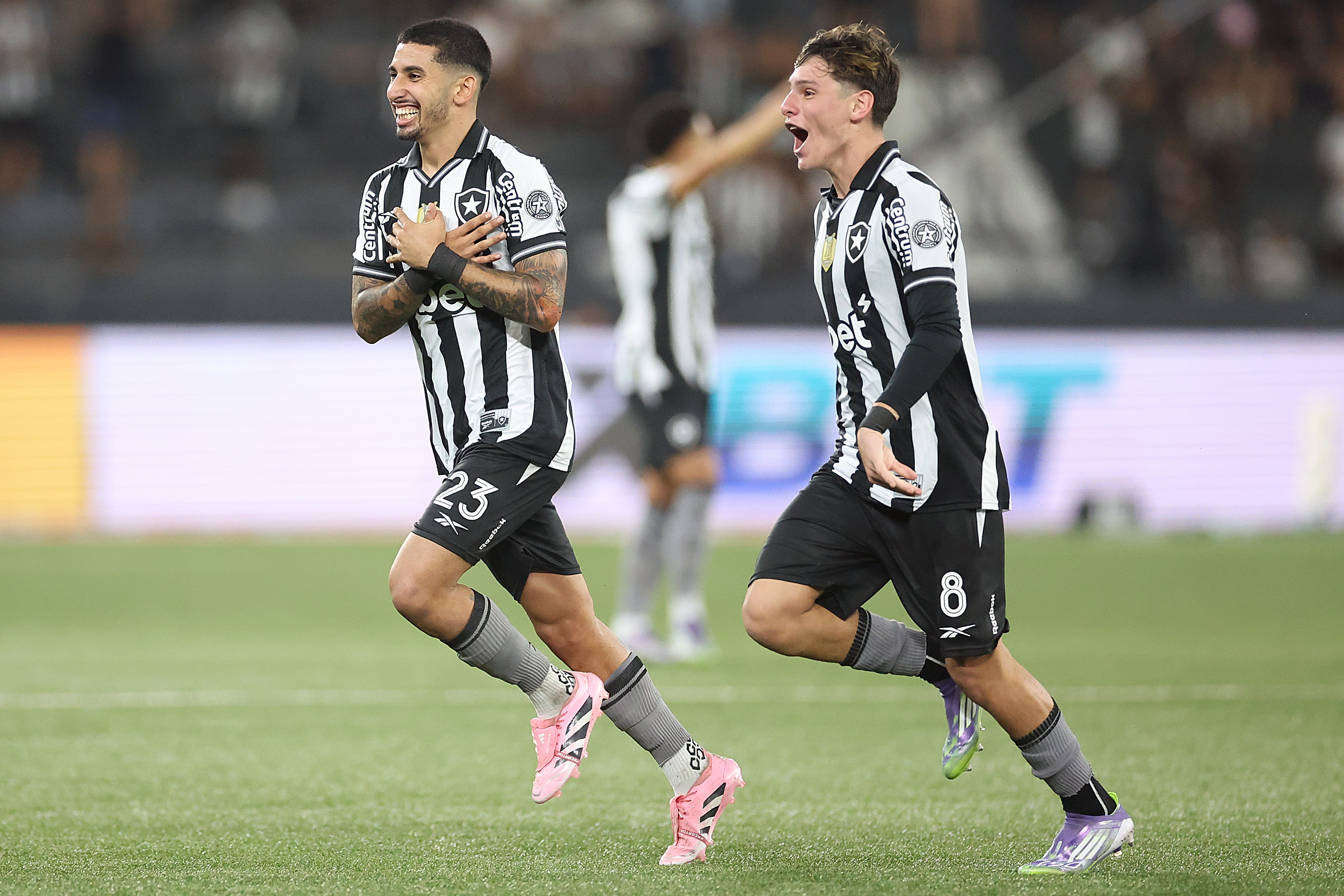 Análise: Botafogo revisita dia da glória eterna contra Atlético-MG e ganha moral para deixar má fase