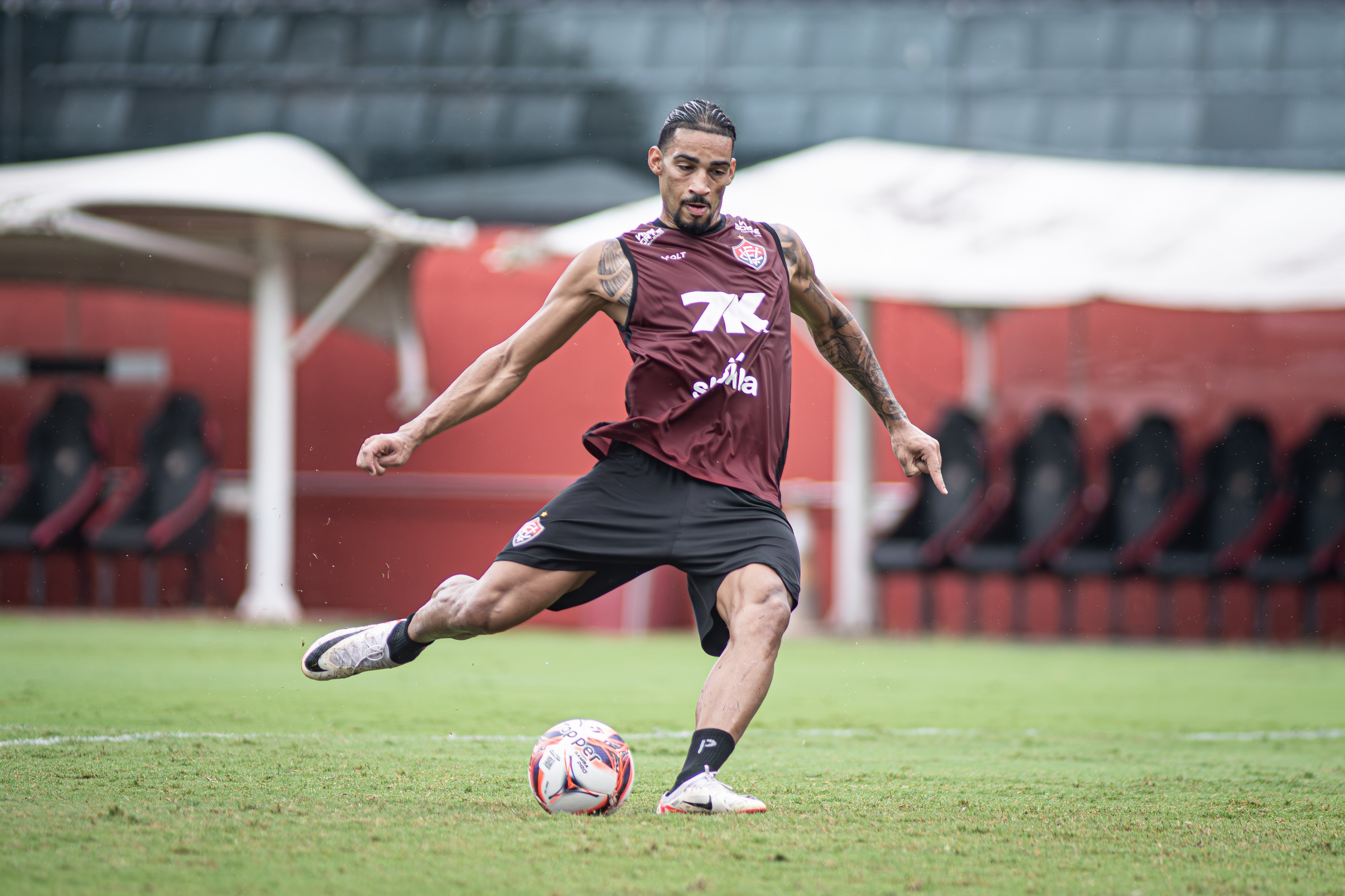 Estádio Barradão durante jogo do Vitória na Copa do Brasil