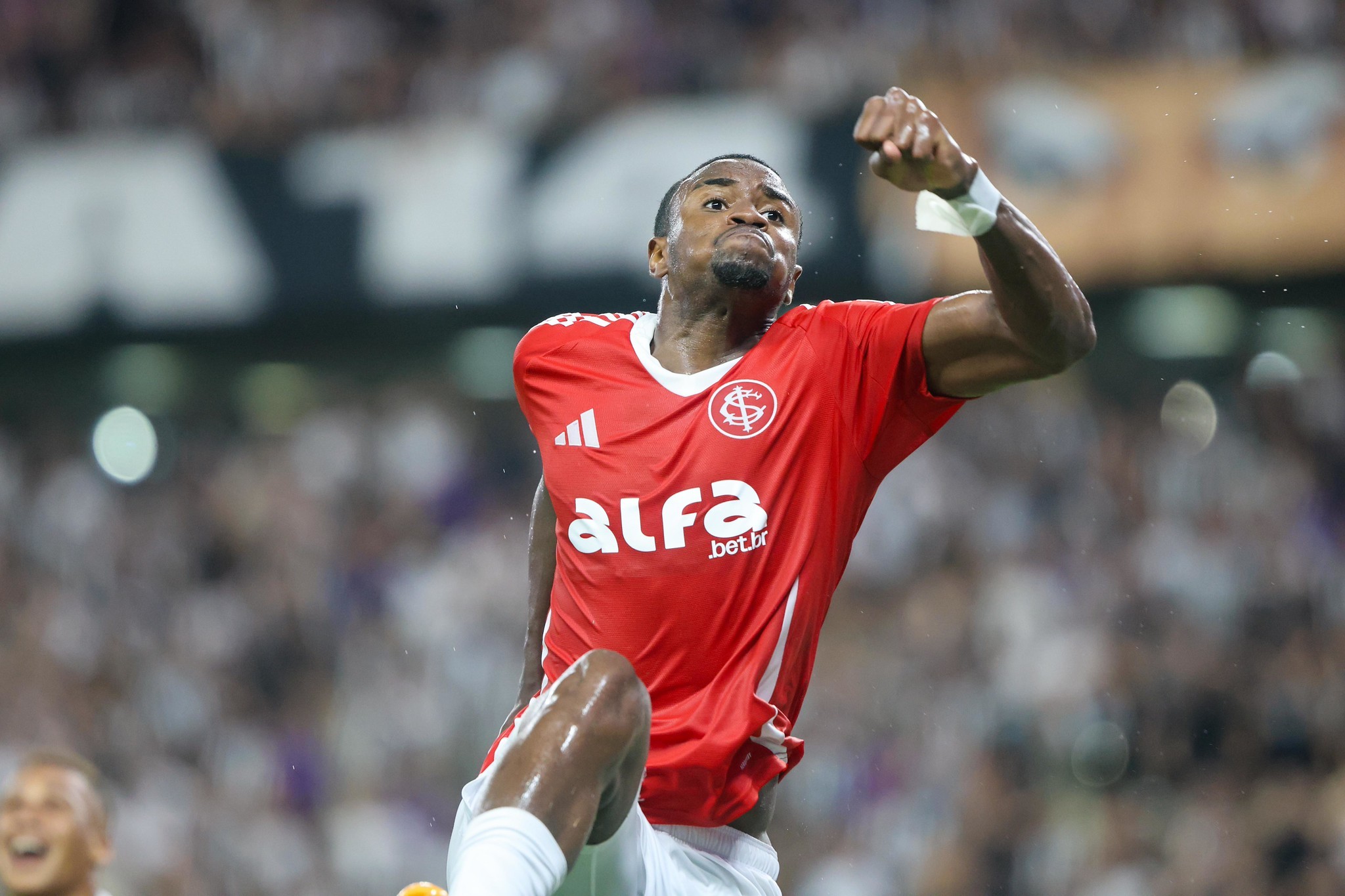 Inter prevê arrecadar mais de R$ 200 milhões em negociações | Ge