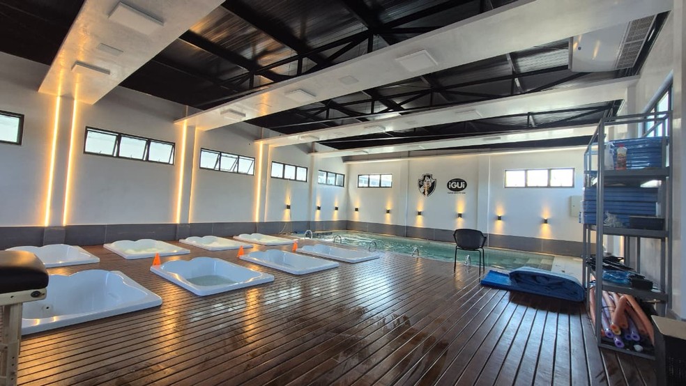 �rea molhada do CT do Vasco � Foto: Jo�o Guerra/ge