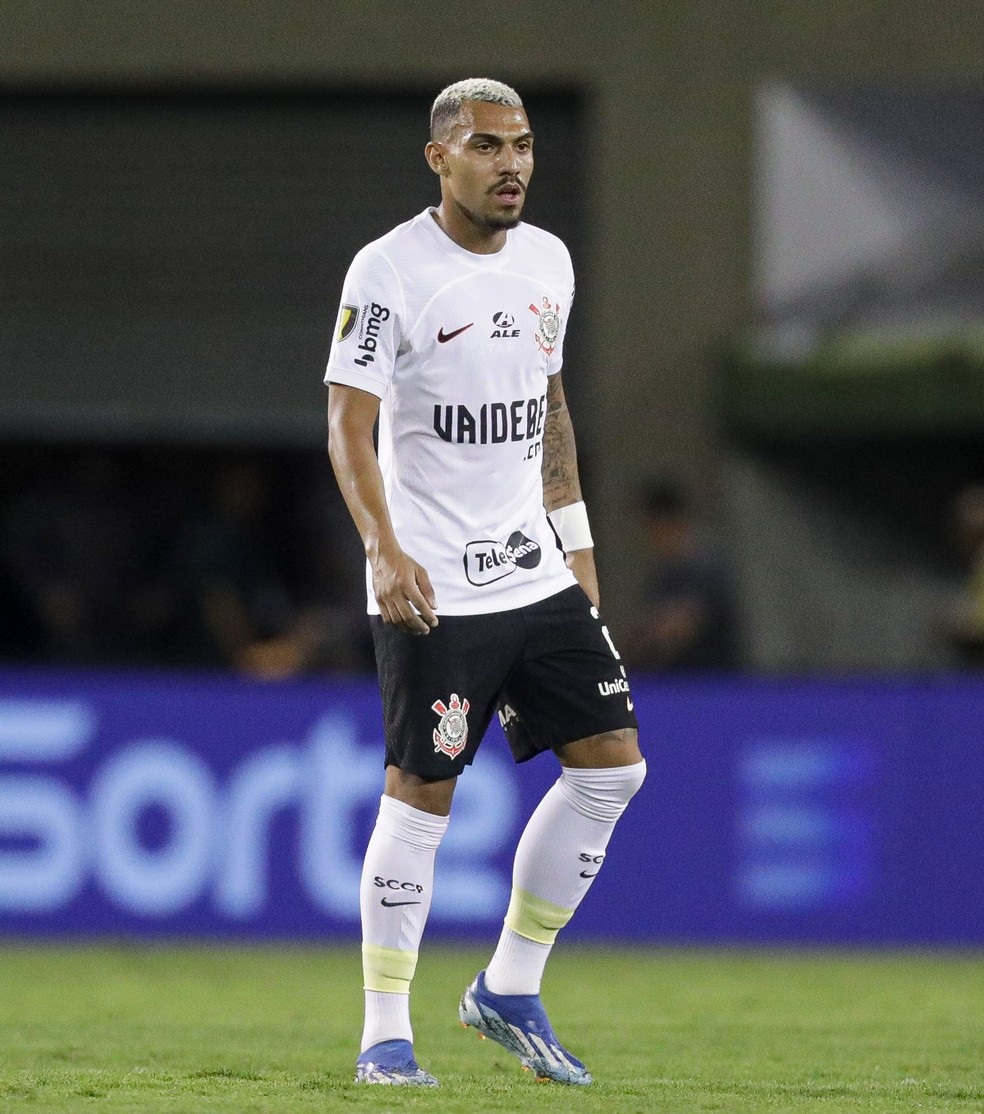 Matheus França estreou pelo Corinthians no clássico contra o Palmeiras