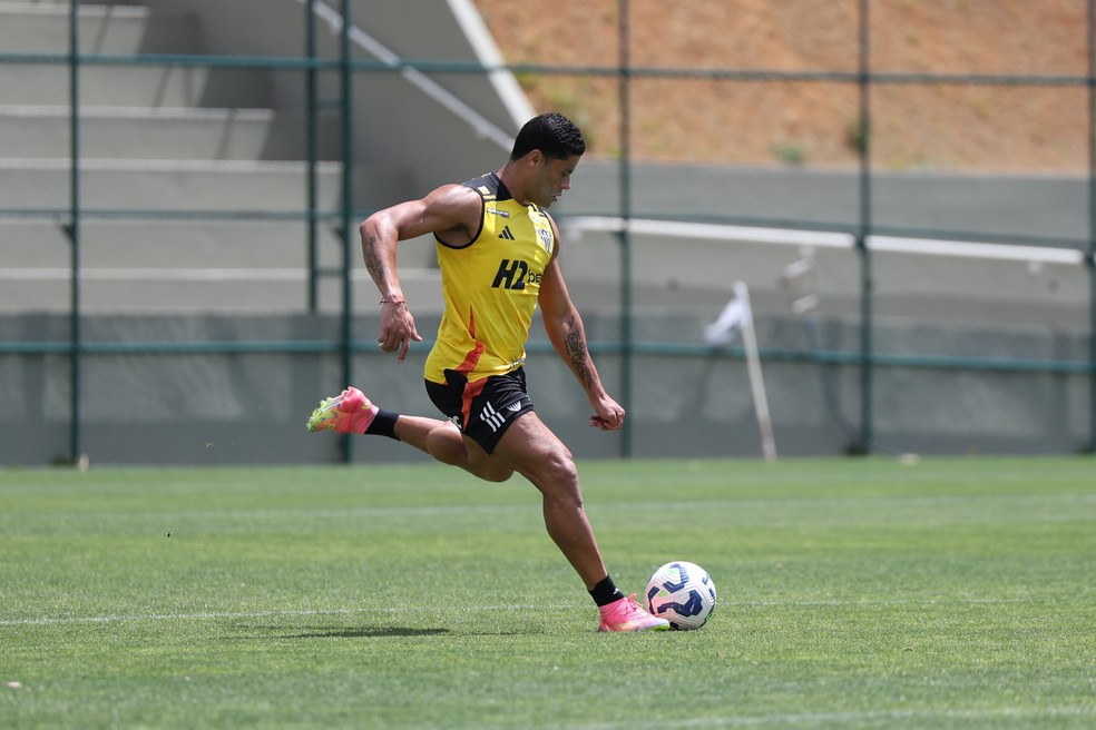 Hulk em treino do Galo nesta sexta-feira véspera do duelo contra o Mirassol — Foto: Daniela Veiga / Atlético