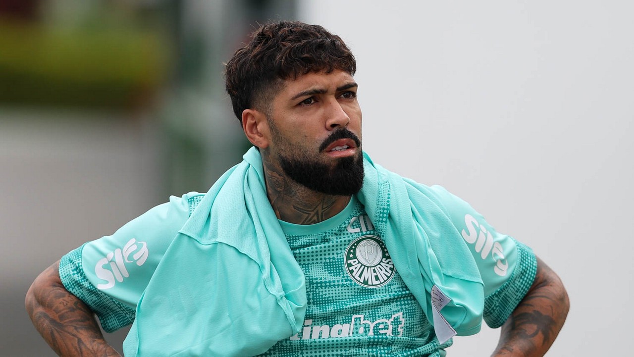 Palmeiras inscreve cinco jogadores para a Libertadores: veja nova lista com substituições