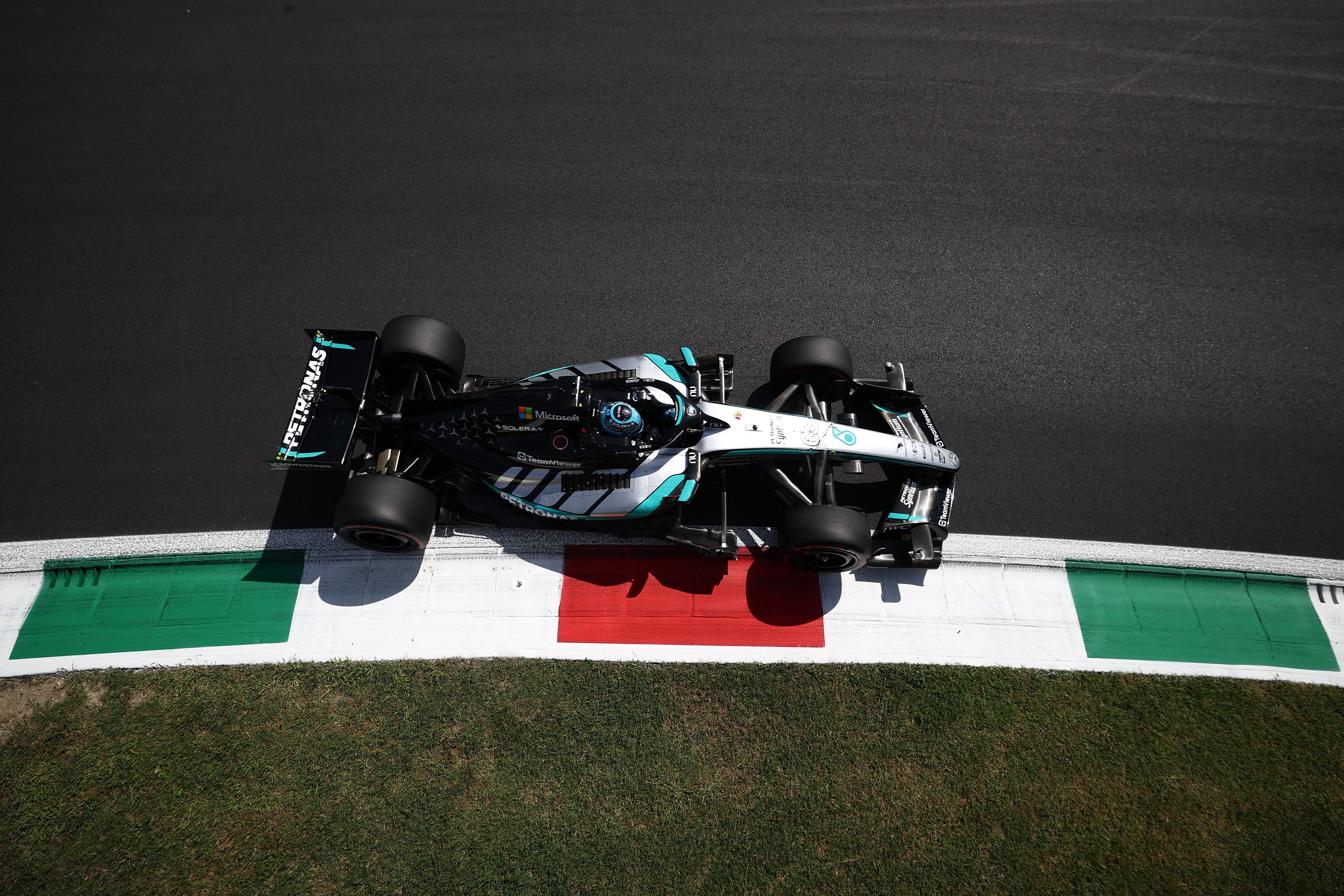 GP da Itália: Russell lidera 3º treino, e Bortoleto é 13º
