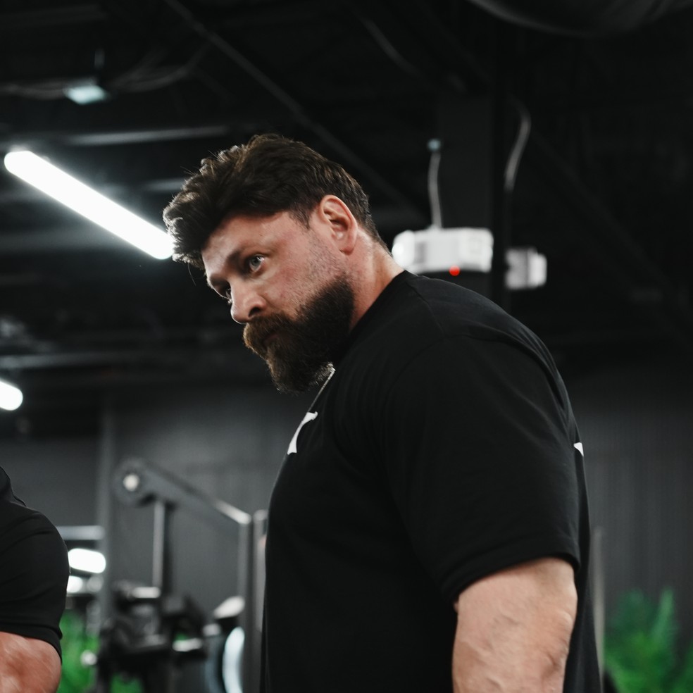 Fabrício Pacholok, treinador de Ramon Dino — Foto: André Borba