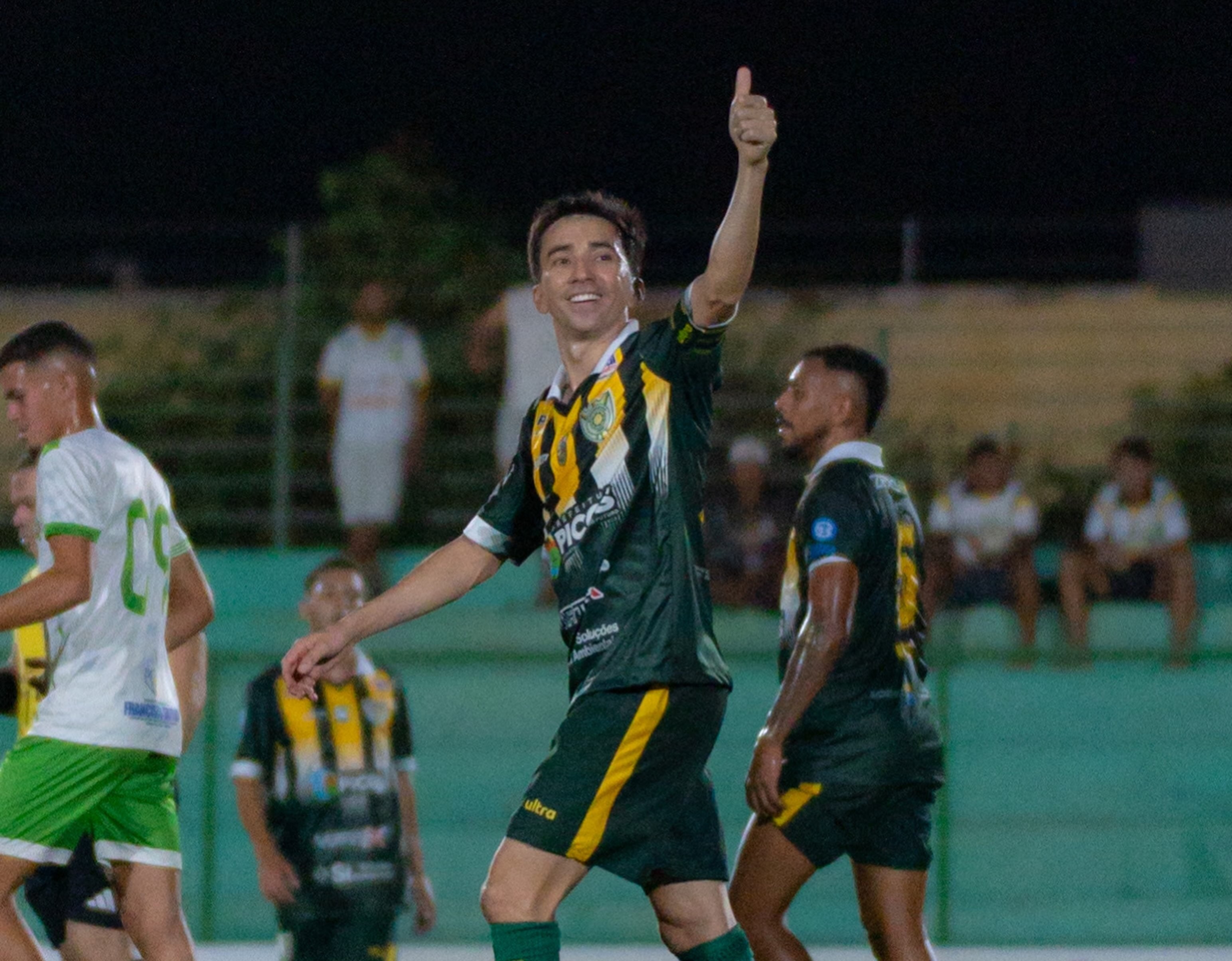 Escalação do Picos: Esquerdinha e quatro atletas voltam e devem ser titulares contra o River-PI