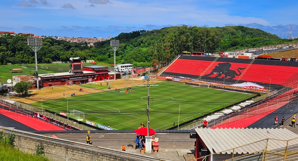 Barradão recebe partida entre Vitória e Bahia neste domingo — Foto: Renan Pinheiro