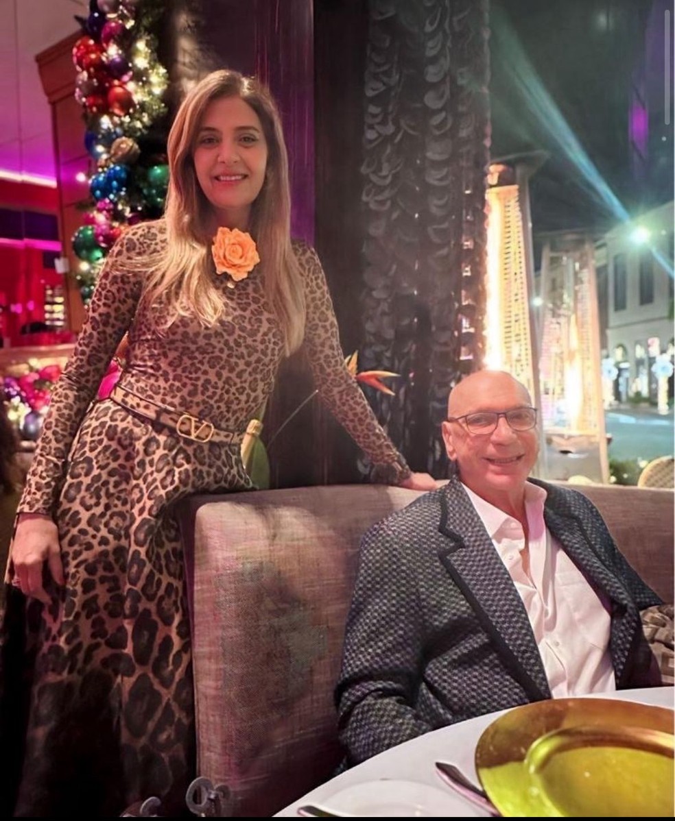 Leila Pereira comemorou o Ano Novo ao lado do marido — Foto: Reprodução/Instagram