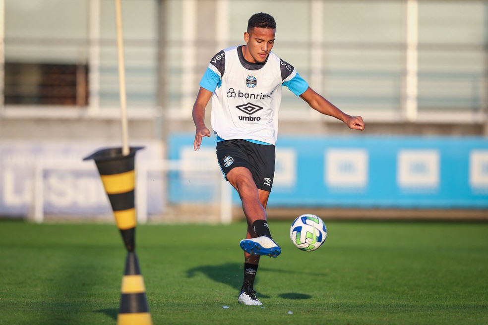 Gustavo Martins, zagueiro do Grêmio — Foto: Lucas Uebel/Grêmio