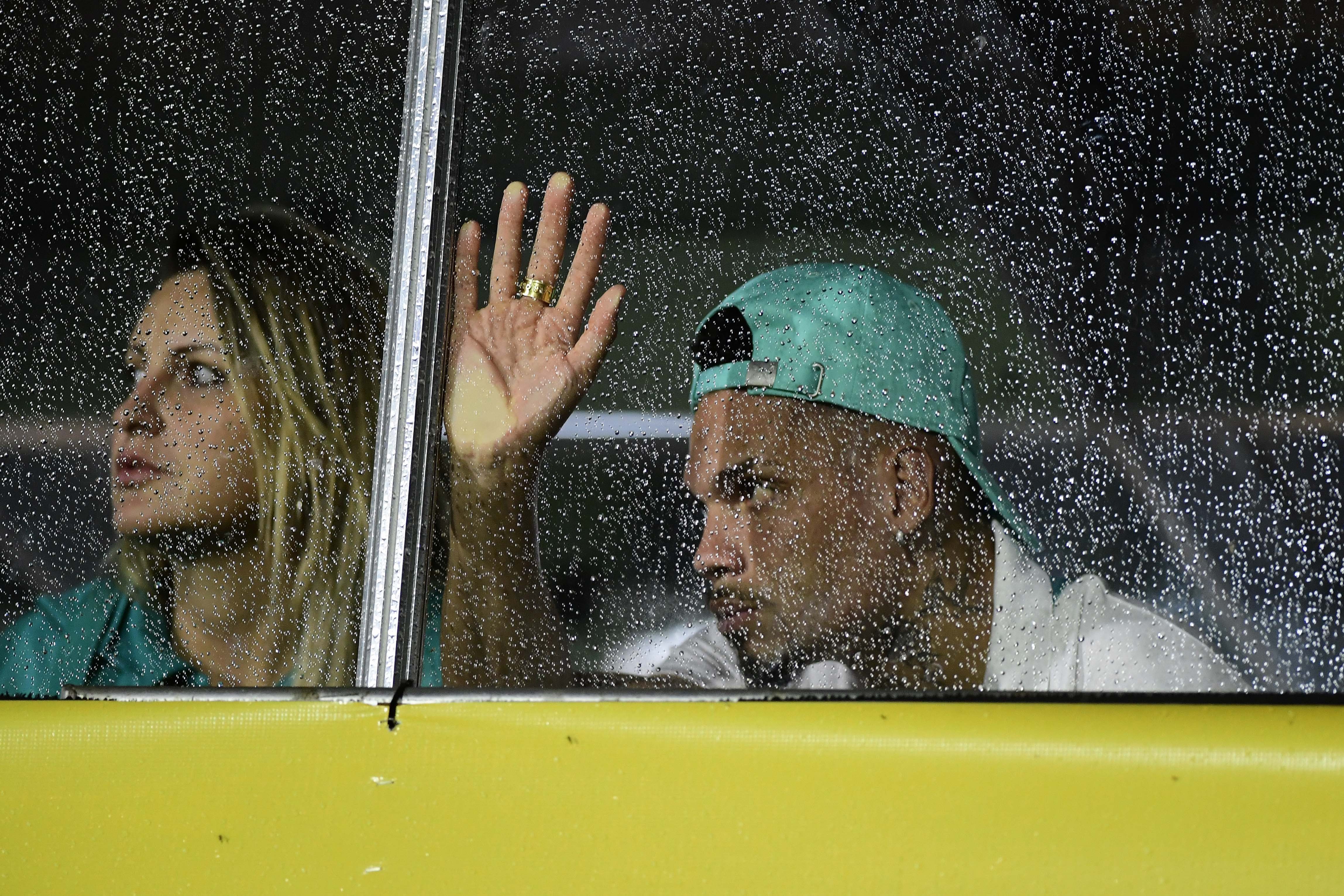 Paulinho atualiza situação de Paulinho e confirma data de retorno!