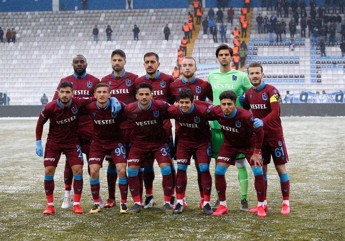 Futebol no JC: Trabzonspor 3 x 0 Besiktas, Superliga Turca, 5ª Rodada