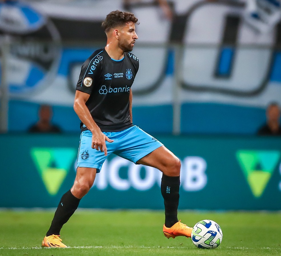 Pepê volta de lesão e será titular do Grêmio contra o Vasco — Foto: Lucas Uebel/Grêmio