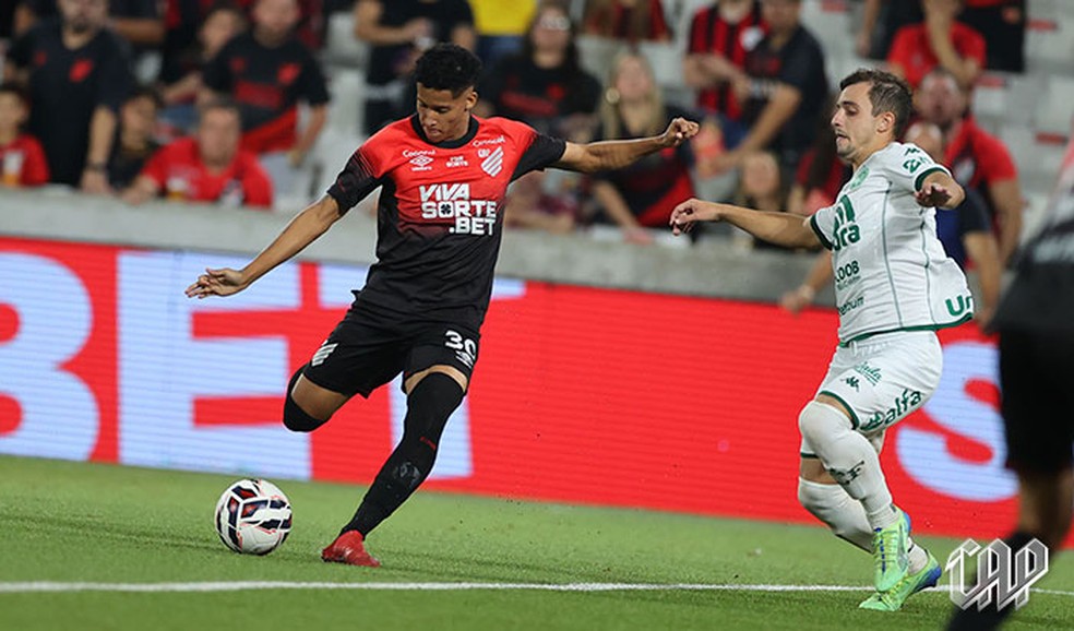 Tevis em Athletico x Chapecoense — Foto: José Tramontin/athletico.com.br