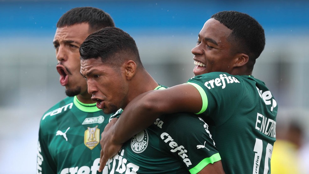 Palmeiras vence o Água Santa e garante classificação antecipada no