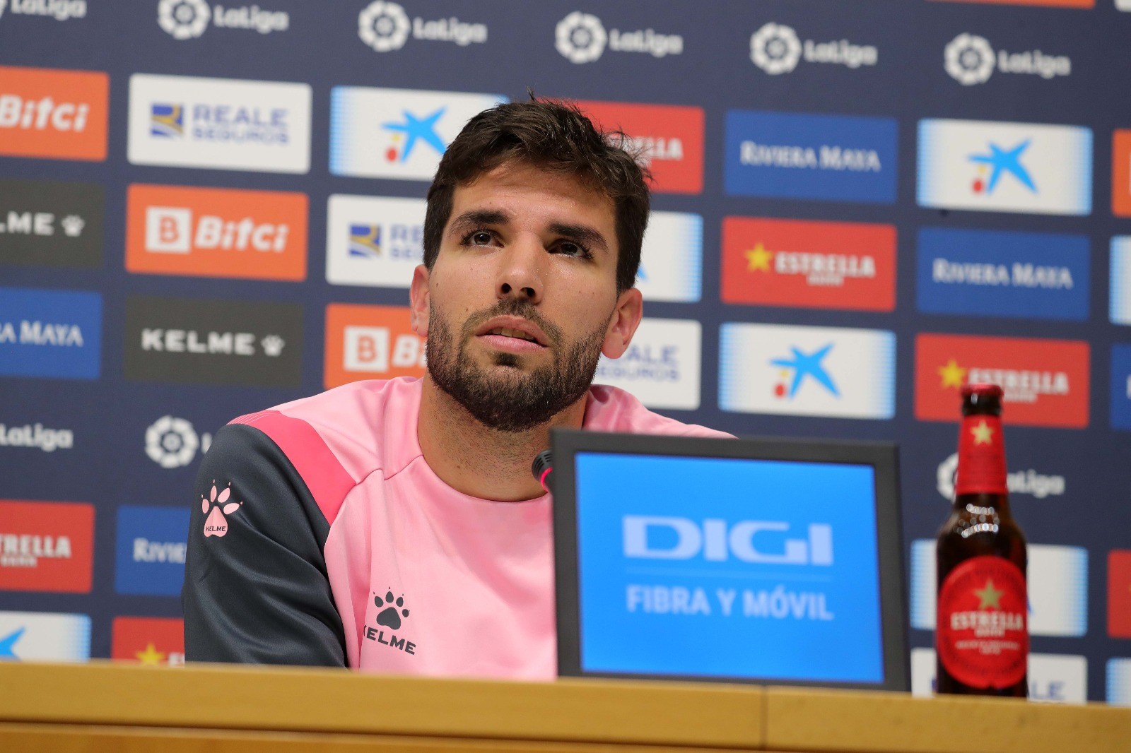 Proposta de Grêmio por Zagueiro do Espanyol Antes de Fechar Reforço: Detalhes.