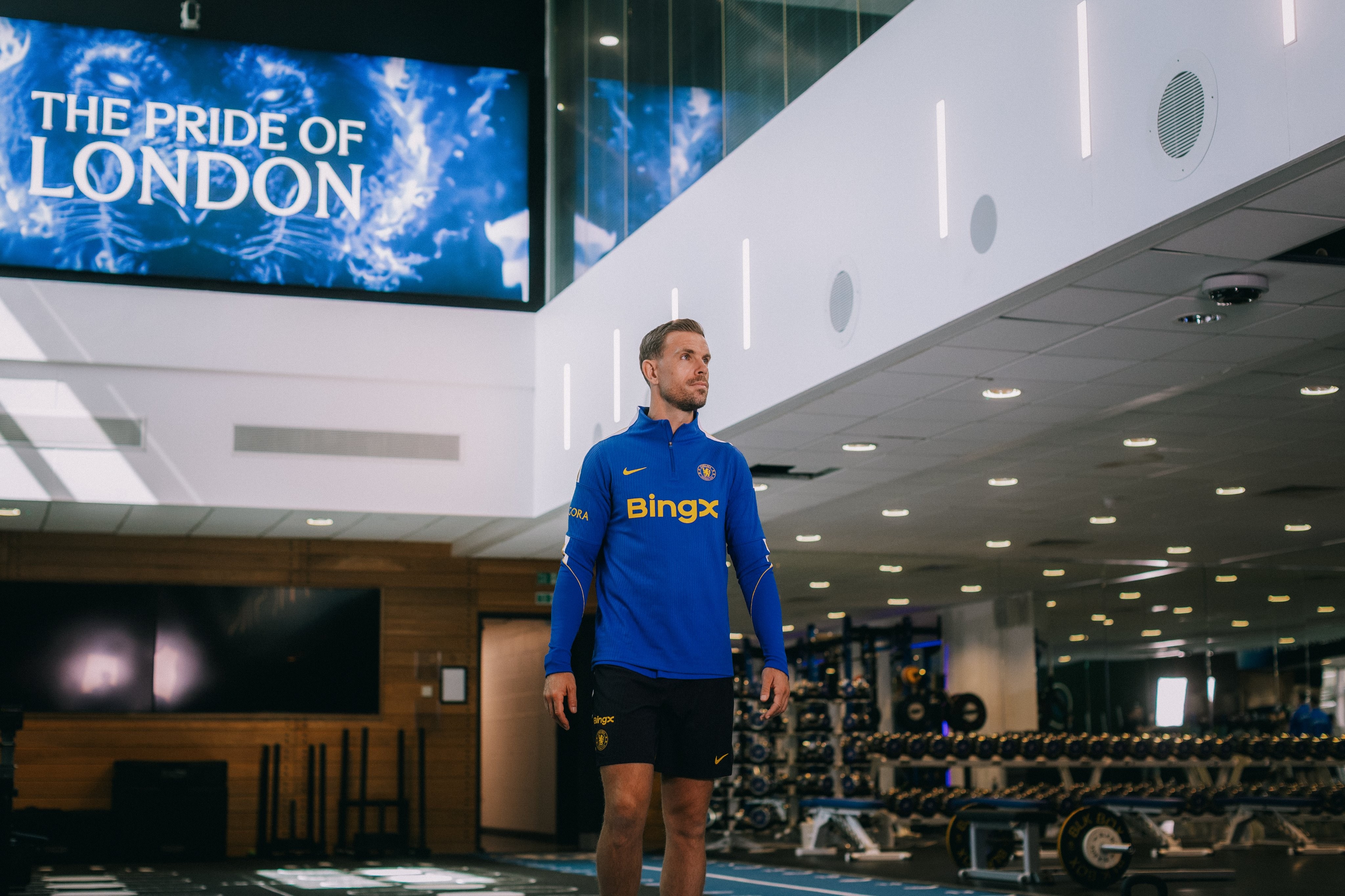 Chelsea anuncia a contratação de ex-Liverpool, de 36 anos