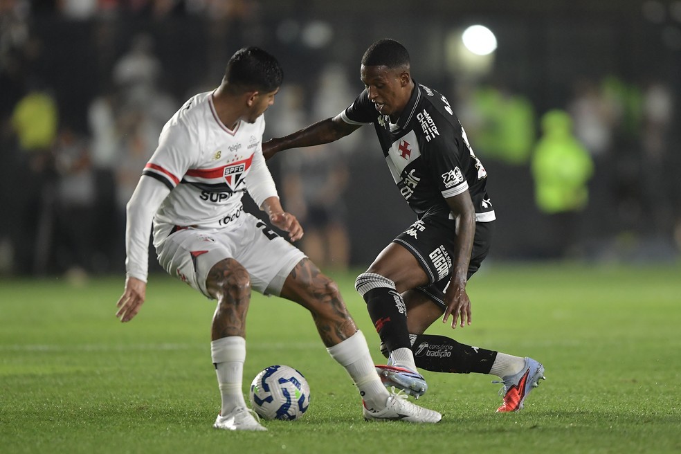 FIM DE JOGO! São Paulo vence e convence contra o Vasco em São Januário