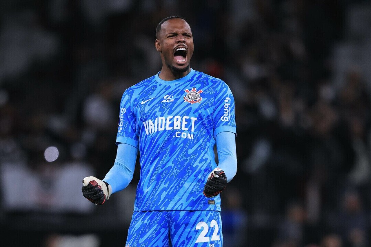 Palmeiras fica perto de anunciar a contratação de Carlos Miguel, goleiro ex-Corinthians