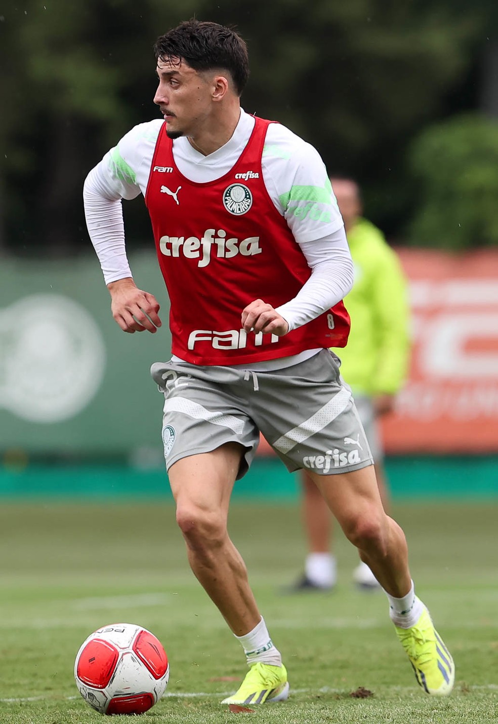 Piquerez durante treino do Palmeiras — Foto: Cesar Greco