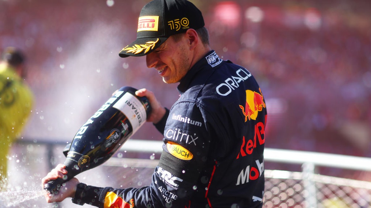 Verstappen volta a liderar treinos livres no Japão após GP atípico em  Singapura - Lance!