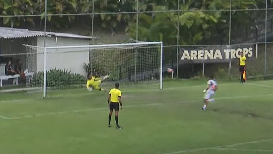 Base: Com gol e pênaltibetfair final libertadorescavadinha, Diego Minete garante ponto extra para o Vasco,betfair final libertadoresclássico - Programa: Globo Esporte ES 