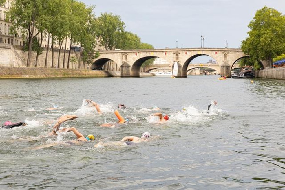 Rio Sena receberá as provas da Maratona Aquática e natação do triatlo — Foto: Ville de Paris
