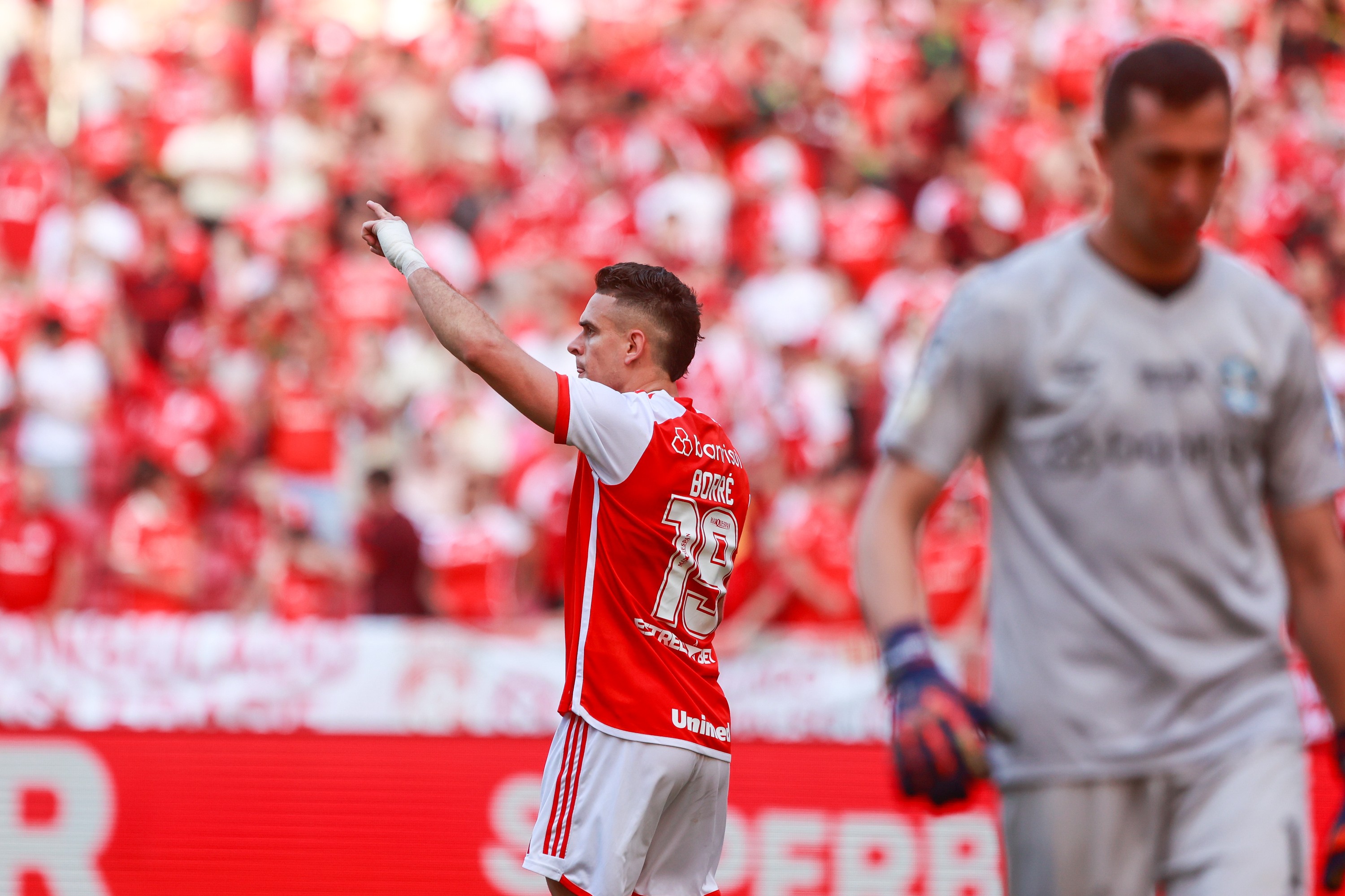 A preparação de Borré para aliviar crise do Inter no Gre-Nal 448 