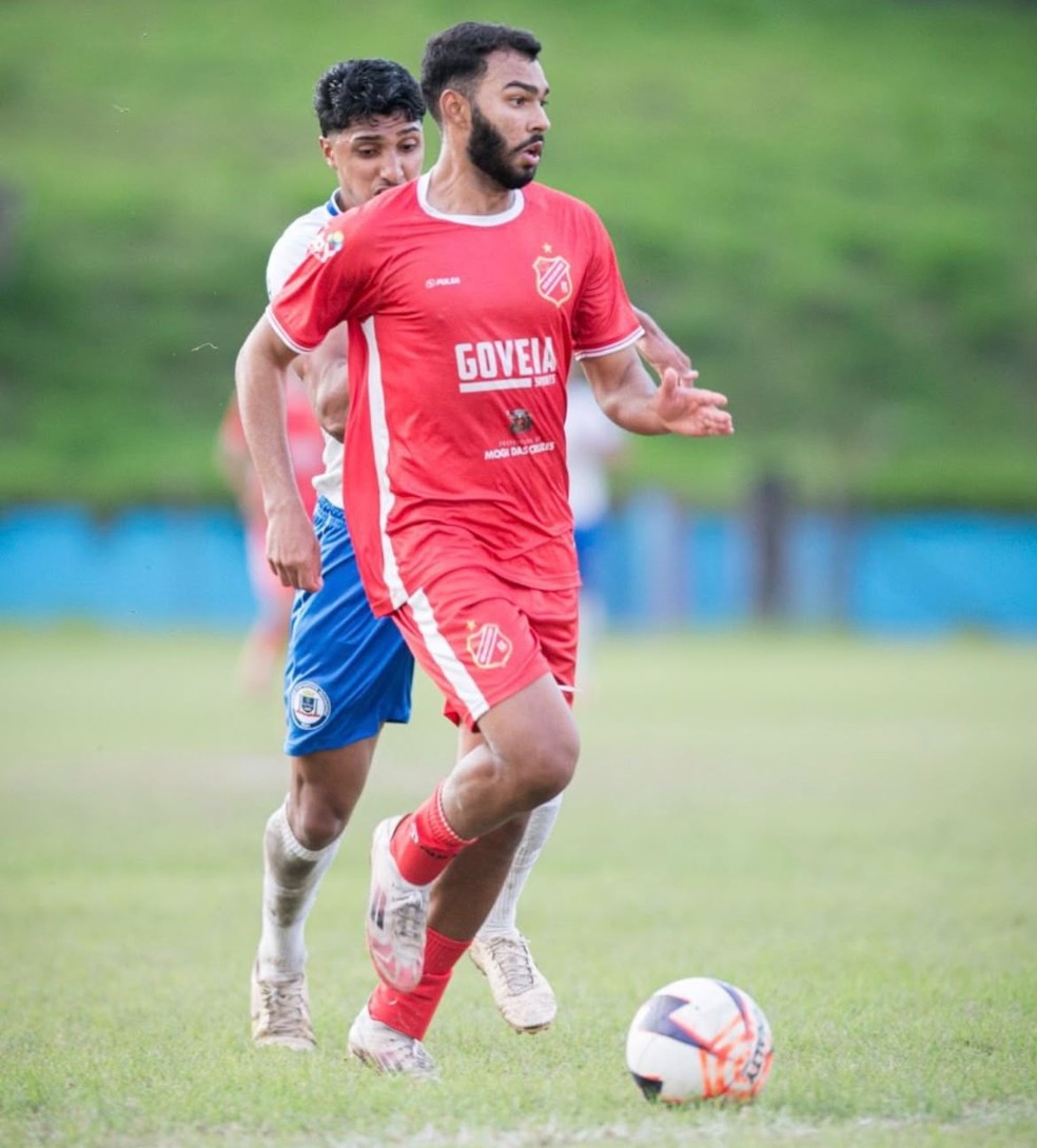 Jogadores comemoram vitória do União Mogi