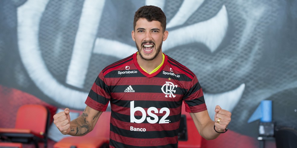 Flamengo anuncia que transmitirá partida de hoje com imagens, na FlaTV