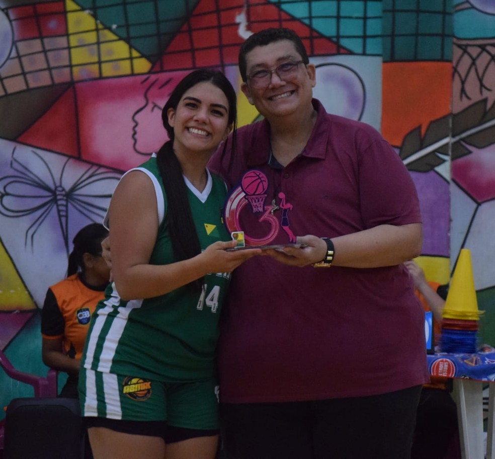 Ana Karla, campeã do torneio de três pontos 2025 — Foto: Arquivo pessoal/Manielden Távora