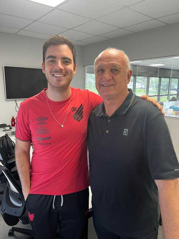 Cruzeiro fecha contratação de Rodrigo Pelaipe, ex-Vasco