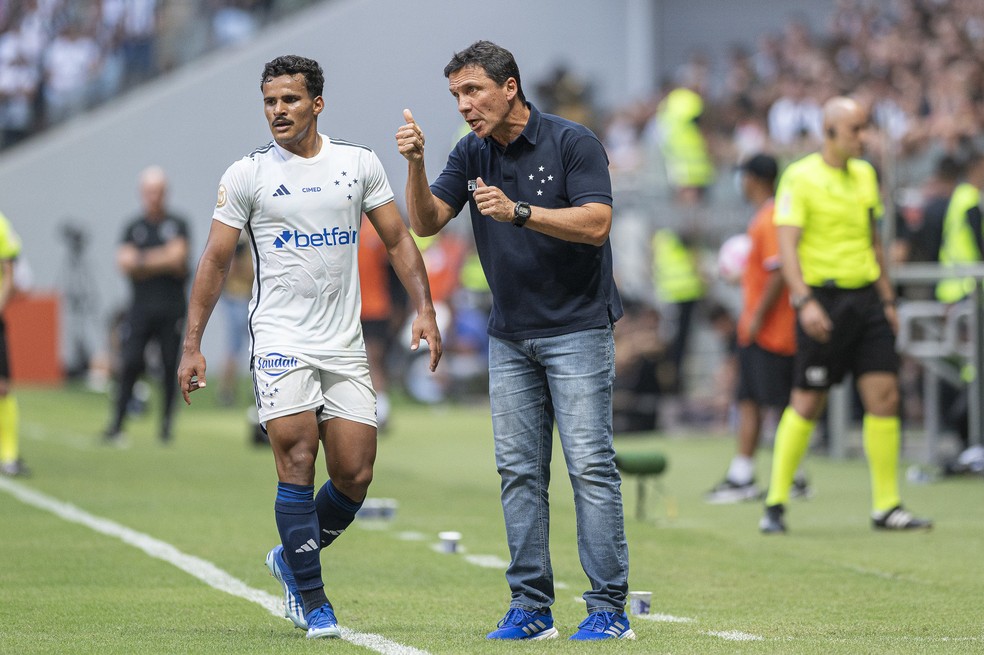 Kaiki e Zé Ricardo no Cruzeiro — Foto: Staff Images/ Cruzeiro
