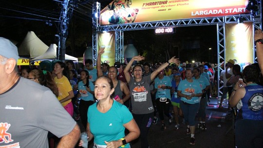 Maratona Archer Pinto arrasta 2 mil na madrugada deste domingo; fotos