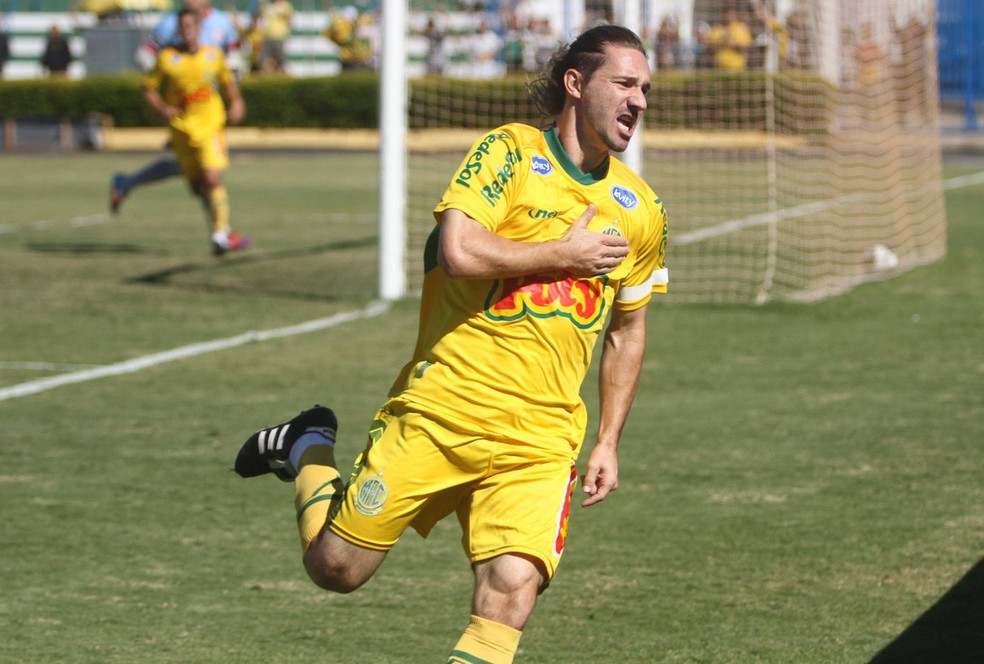 Xuxa pelo Mirassol — Foto: Vinicius de Paula / Agência Mirassol FC