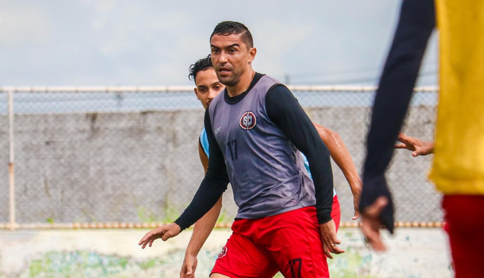 Juninho Potiguar renova com Santa Cruz de Natal — Foto: Plena Comunicação/Santa Cruz FC
