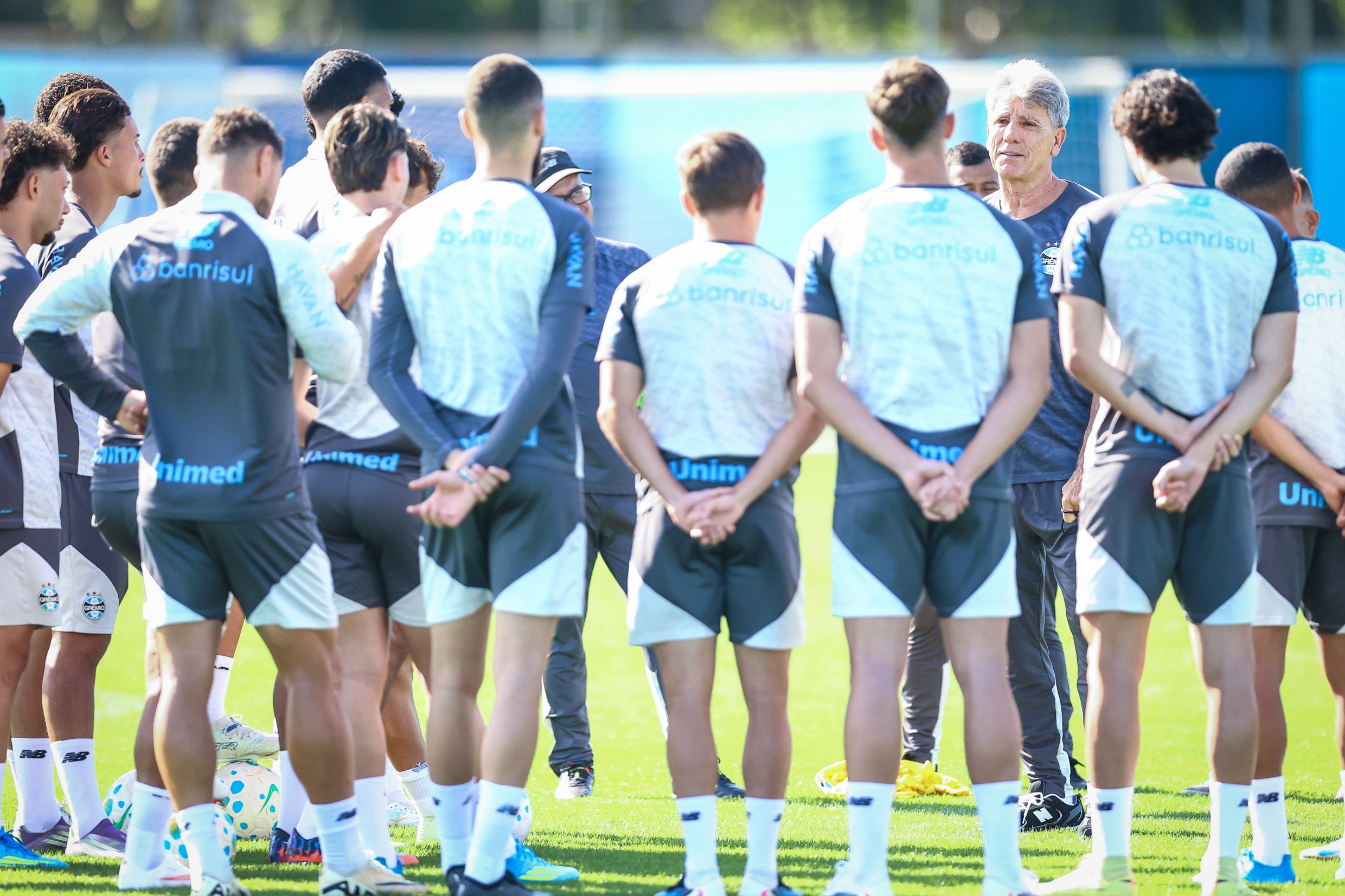 Bastidores: primeiros dias de Renato no Grêmio têm conversas, nova comissão e ajustes