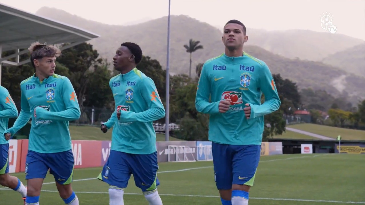 Promessas da base do Grêmio apresentam multas rescisórias bilionárias na seleção sub-17