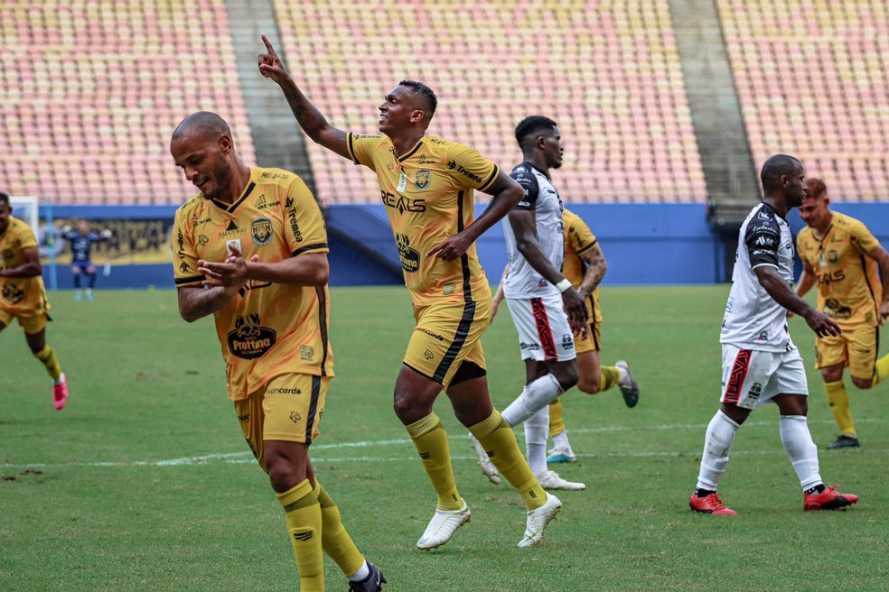 J&ocirc; comemora gol na estreia pelo Amazonas FC &mdash; Foto: Pietra Telles