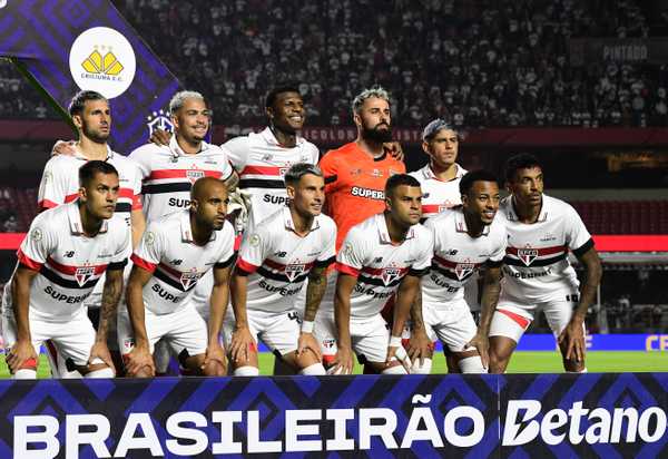 Atuações do São Paulo: Destaque para Alisson e Ferreira em vitória sobre Jandrei.
