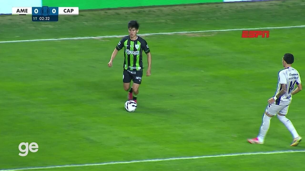 Kleberson sai em defesa de jovem do Athletico após pênalti cometido em estreia e cita exemplo próprio